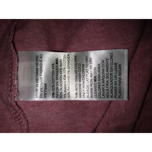 Chico's Zenergy Snakeskin-Print Long Sleeve Pullover Top Size 0 (4-6) Pink - Picture 4 of 5